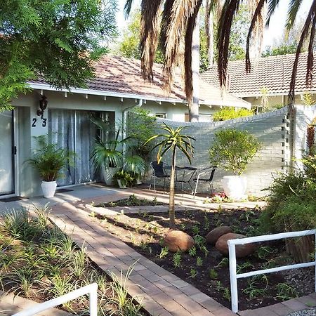 Old Umtali Guest House Johannesburg Ngoại thất bức ảnh